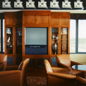 16) corporate lounge 3
